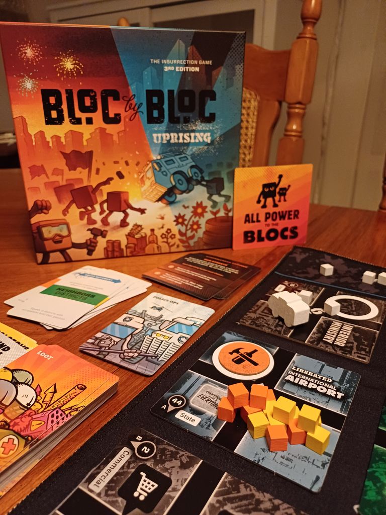 Illustration 4 de Bloc by Bloc: Uprising