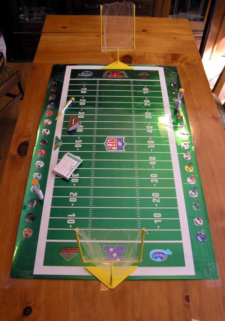Betting board for football games