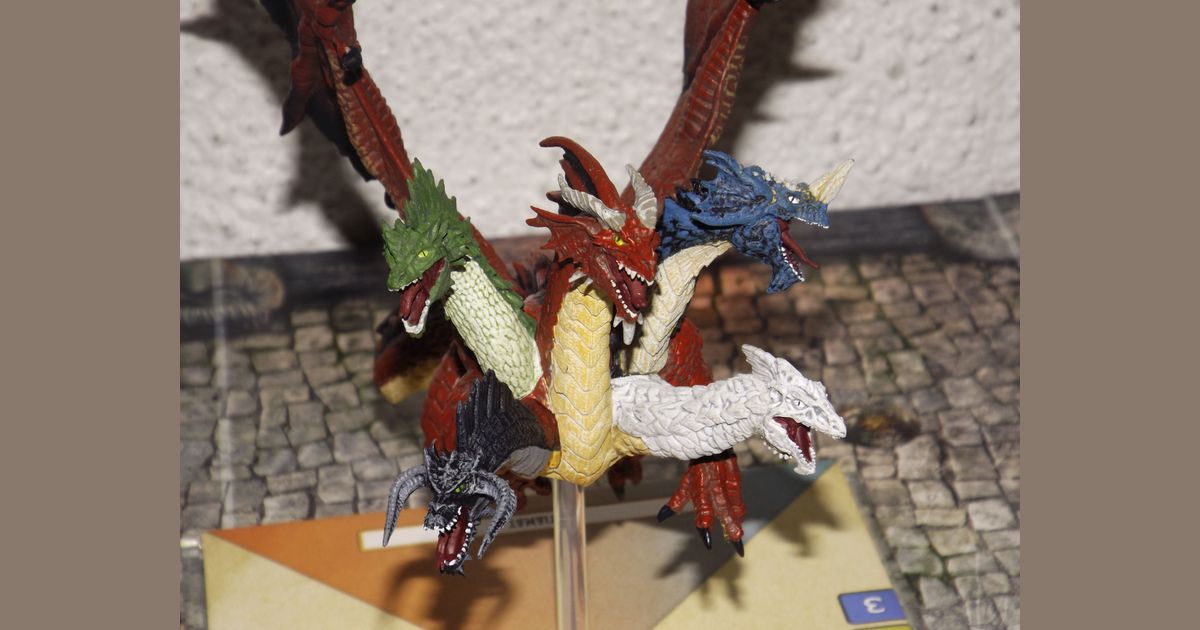 dungeons and dragons tiamat figure