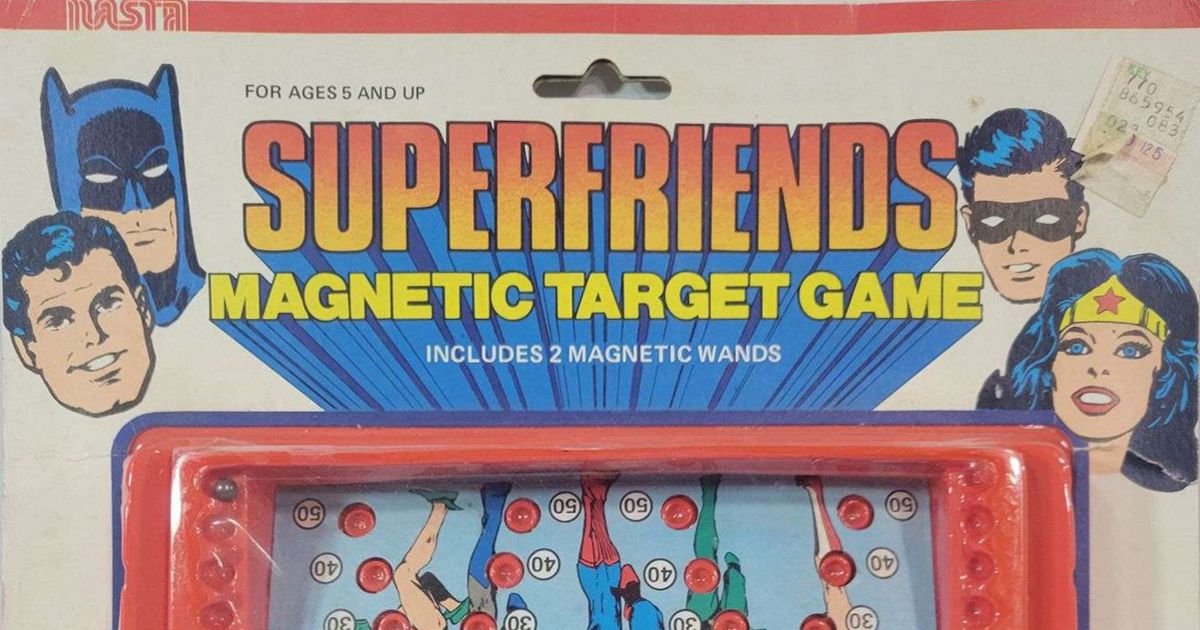 Superfriends: Magnetic Target Game | Board Game | BoardGameGeek