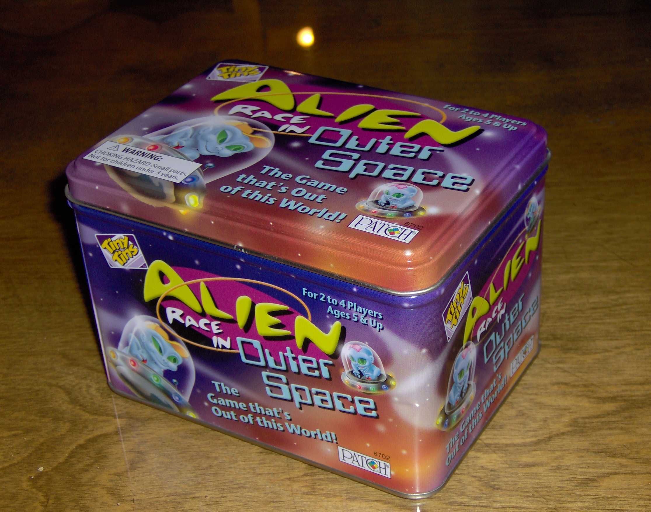 Alien Race in Outer Space doboz