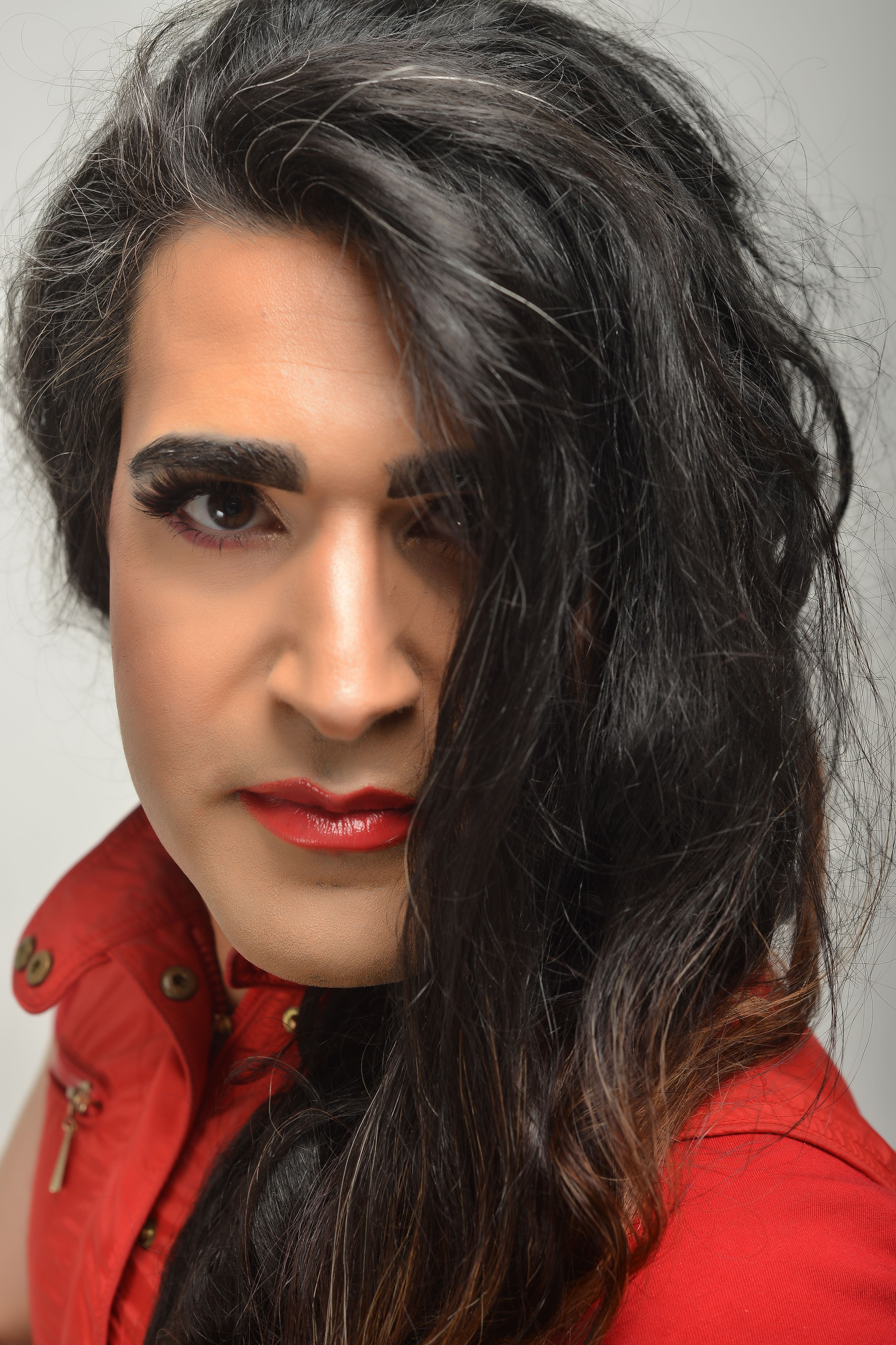 Bez Shahriari
