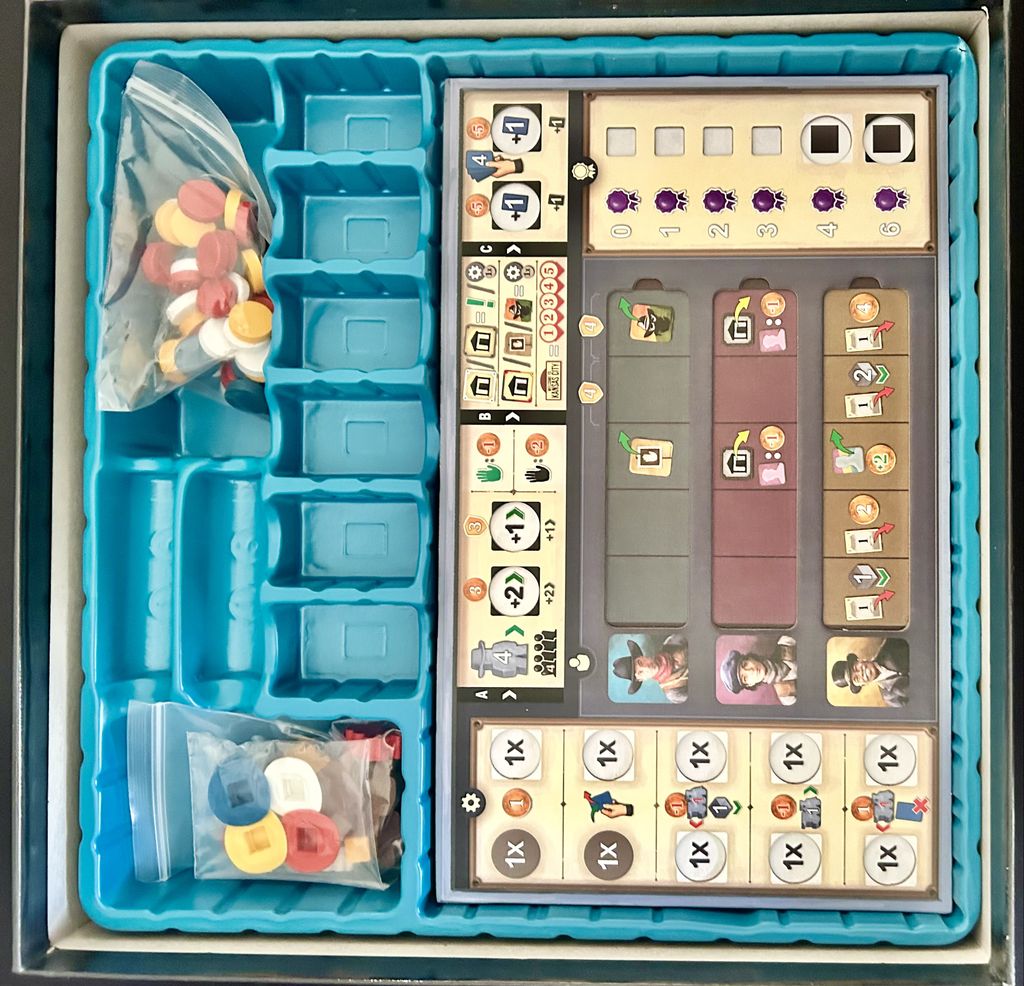 Merchants of the Dark Road photo 5