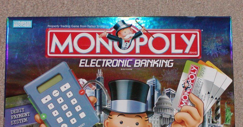 Monopoly: Electronic Banking, Board Game