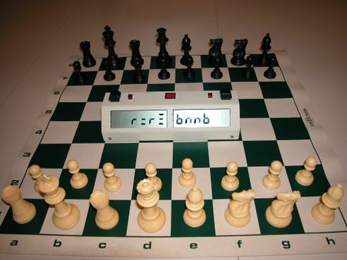 Play Chess960 (Fischer Random)
