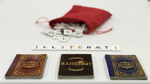 Board Game: Illiterati