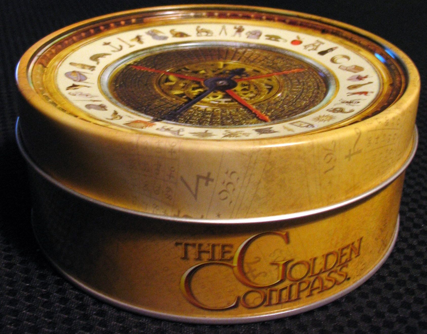 Coperta UNO: The Golden Compass
