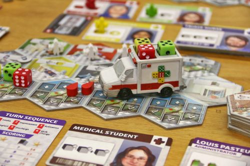 SNAPPY CHATS: Quick Takes on Dice Hospital, Sagrada, The Quacks of