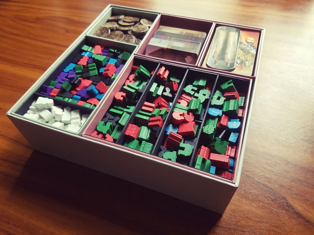 Paladins of the West Kingdom photo 2