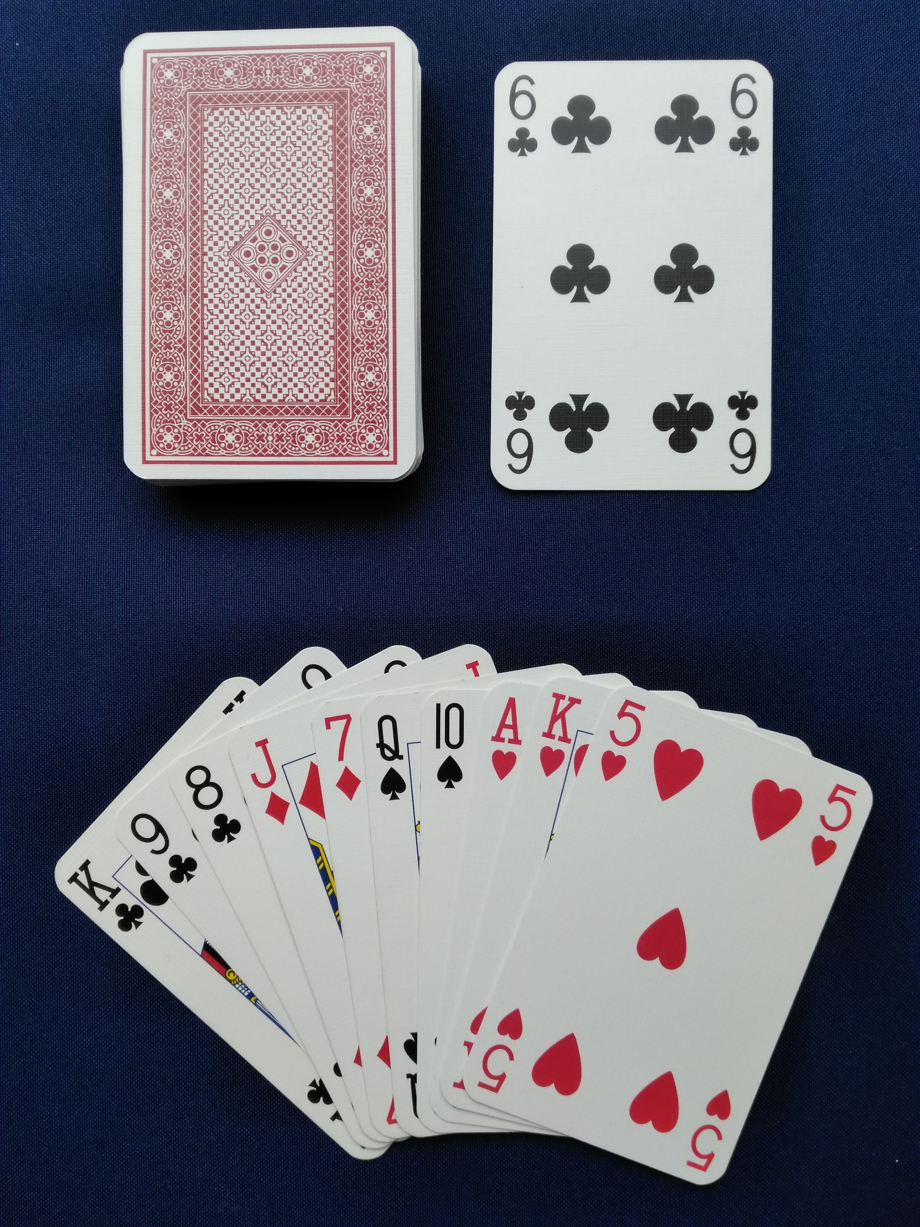 マストフォローソリティア (Follow-the-Suit Solitaire)
