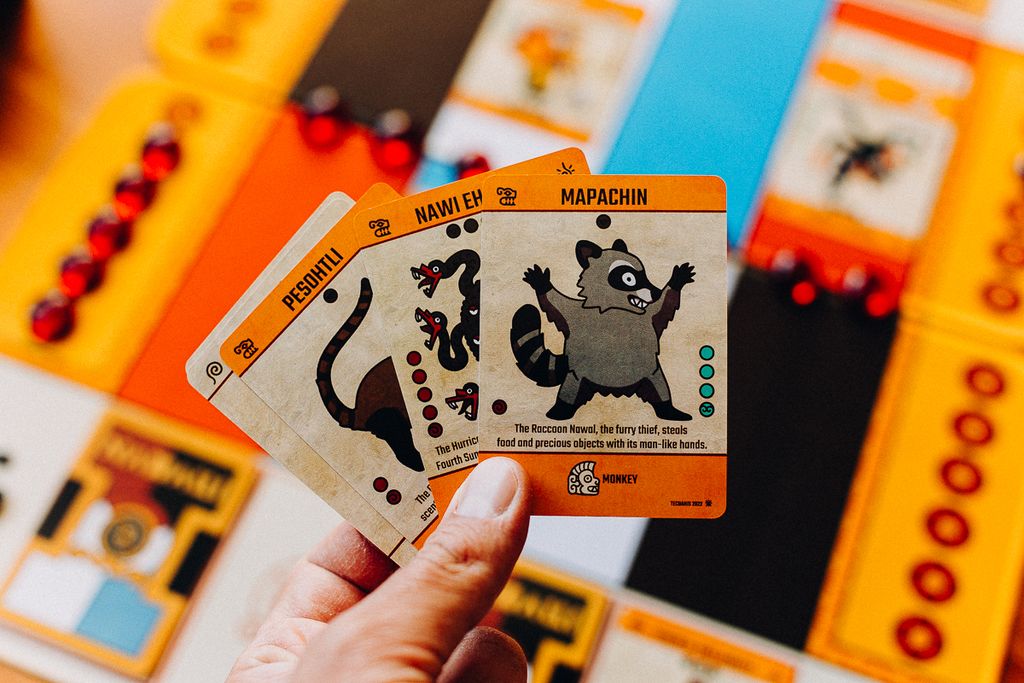 A shapeshifting duel | Nawalli: The Aztec Card Game