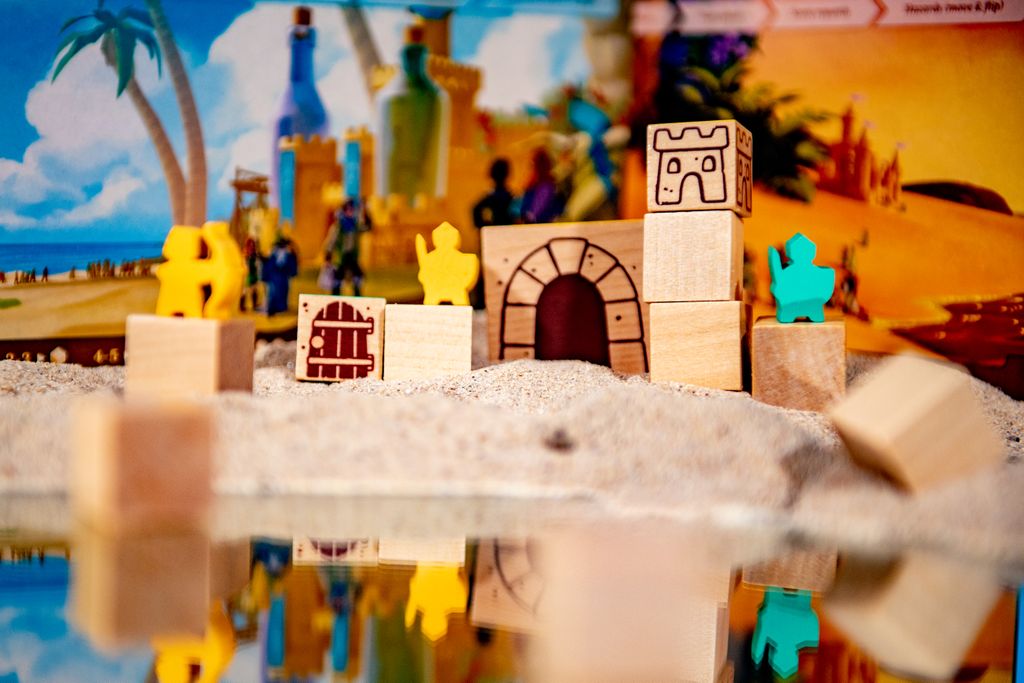 Castles by the Sea @boardgamecolors 